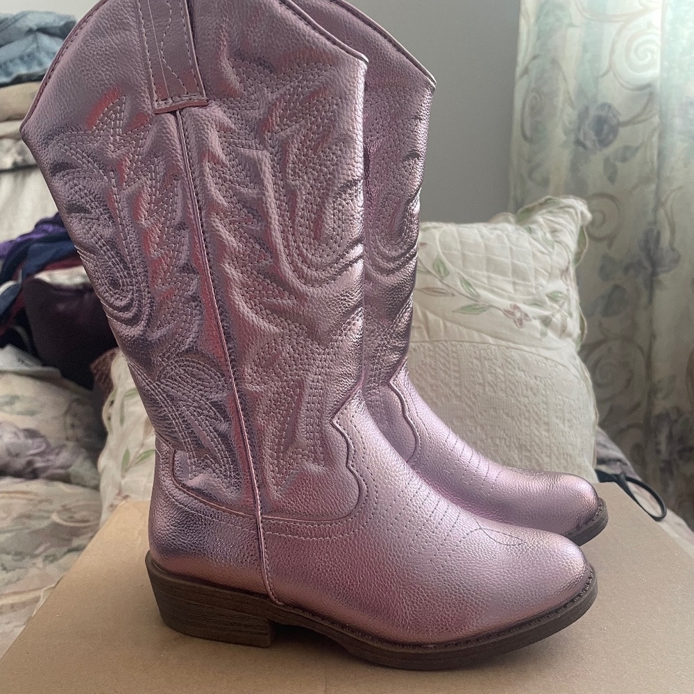 Little girls cowboy boots